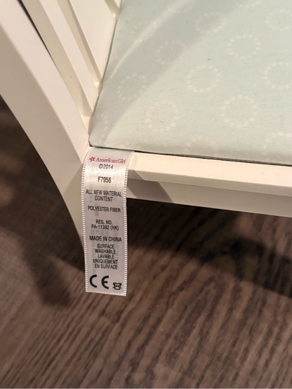 American Girl Mint Green Oval Dining Table & Two Chairs - Picture 7 of 10